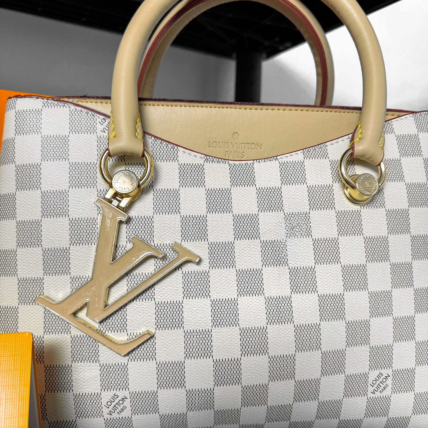 LV BAG BEIGE MONOGRAM