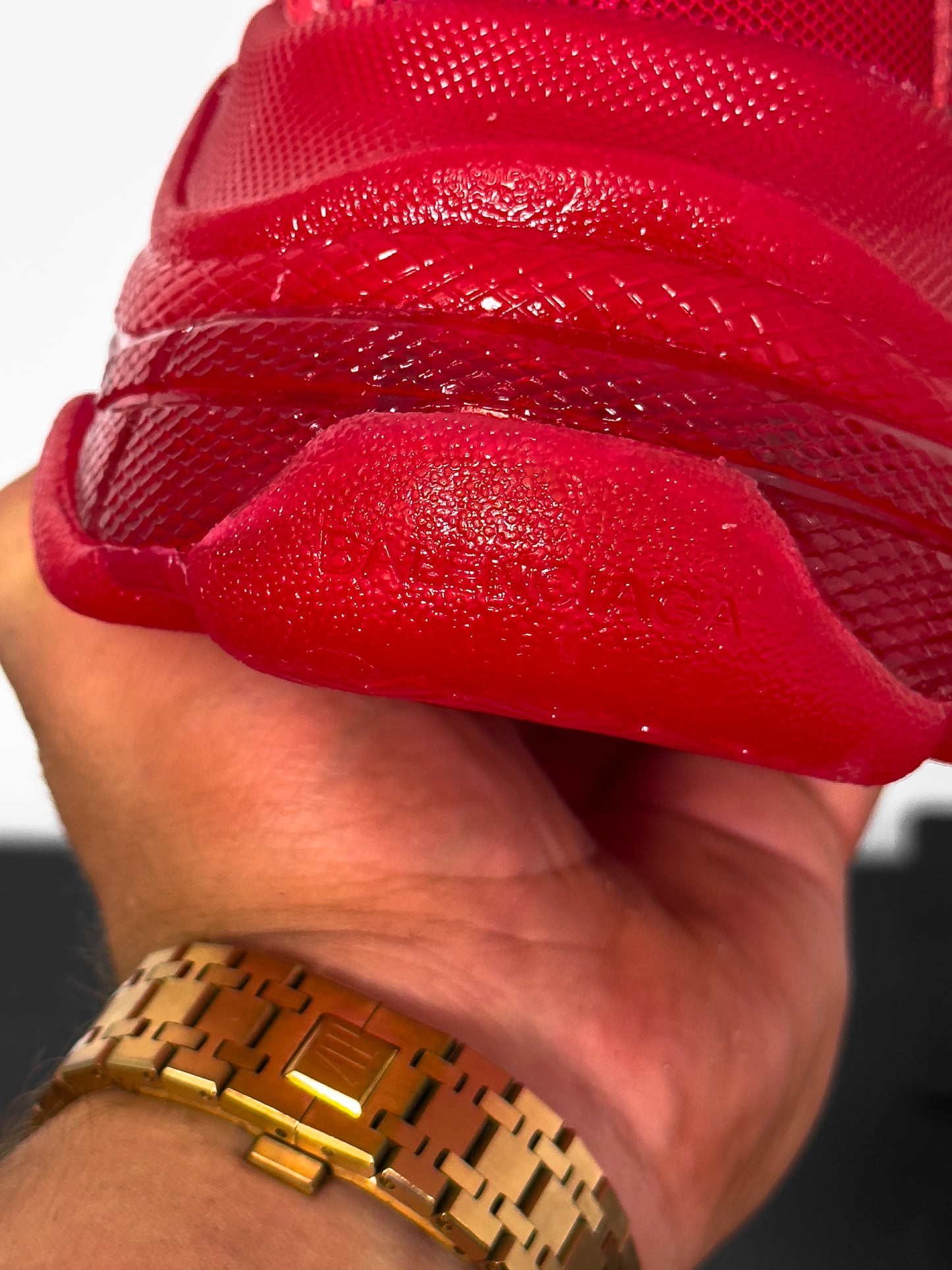 BAL TRIPLE S LAVA RED