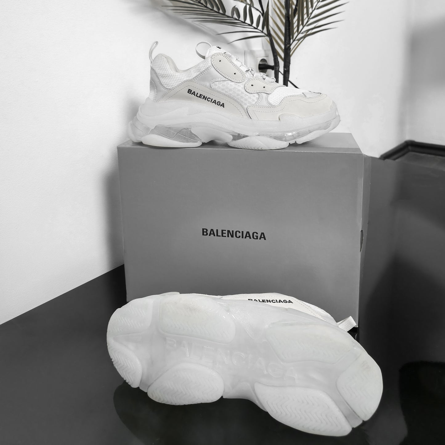 BAL TRIPLE S WHITE