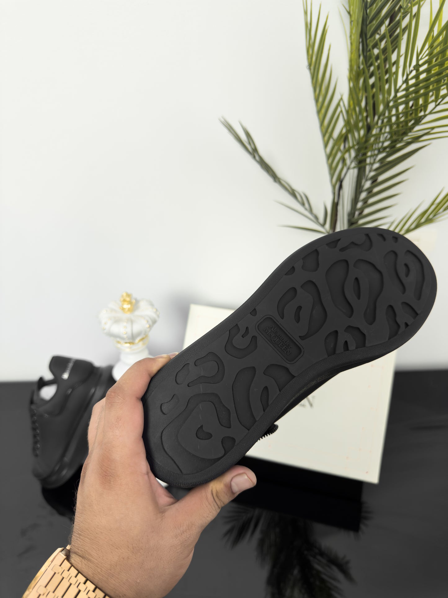 AMQ ZIPPER BLACK