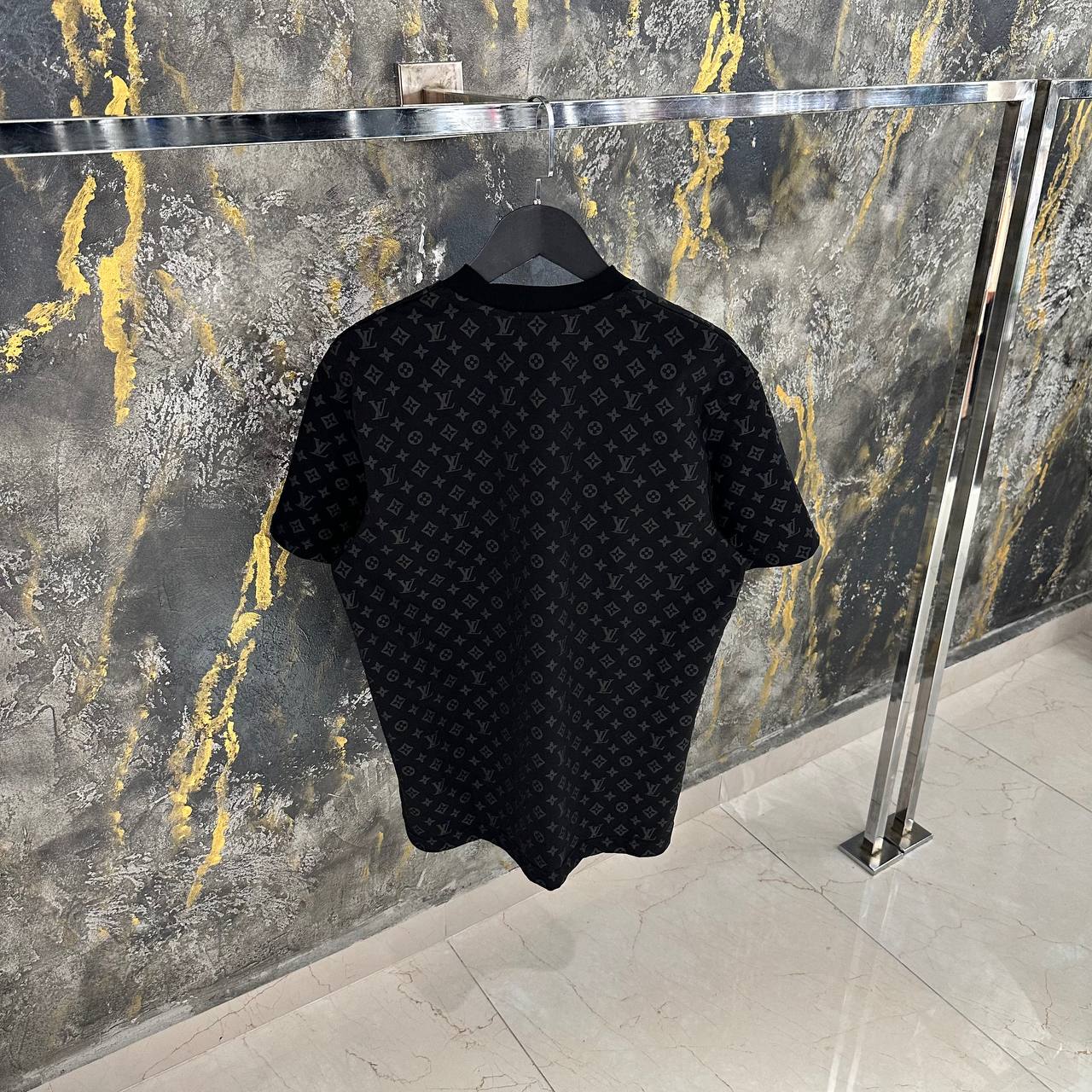 LV HOLOGRAM ALB/NEGRU