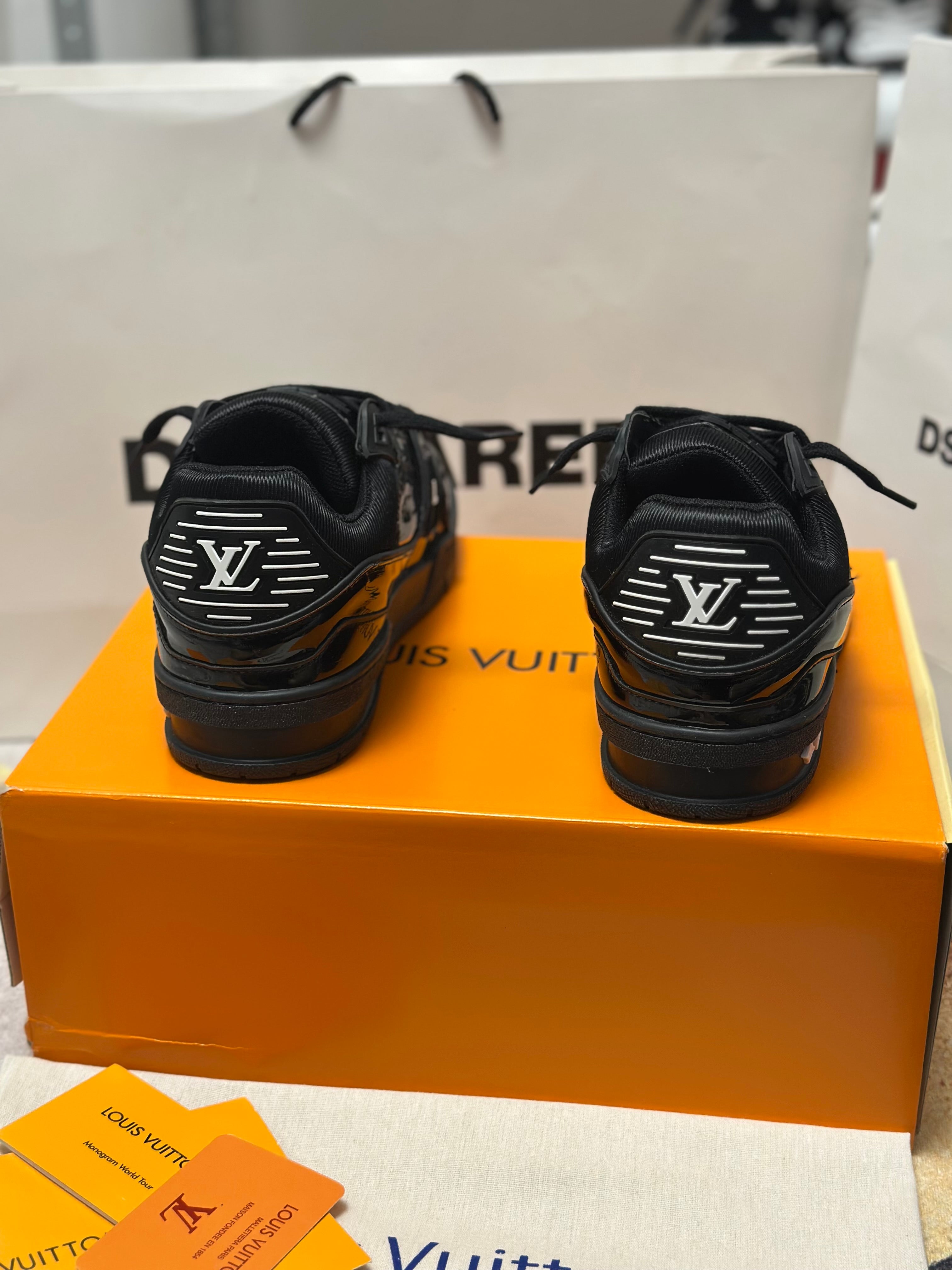 LV TRAINER GLOSSY
