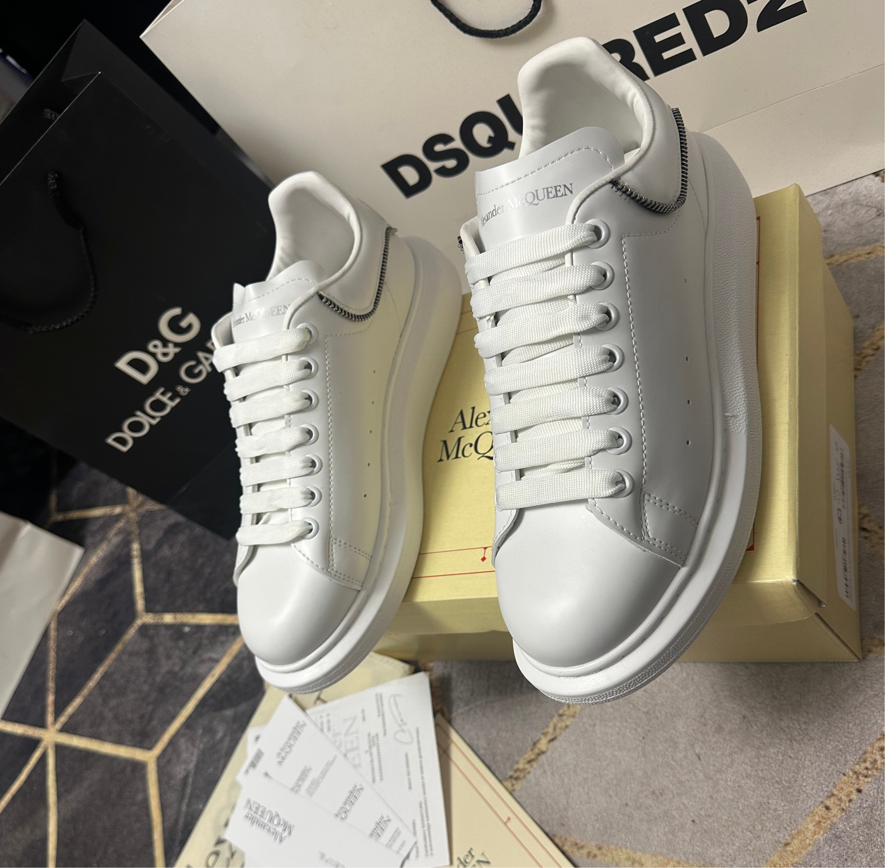 AMQ ZIPPER FULL WHITE