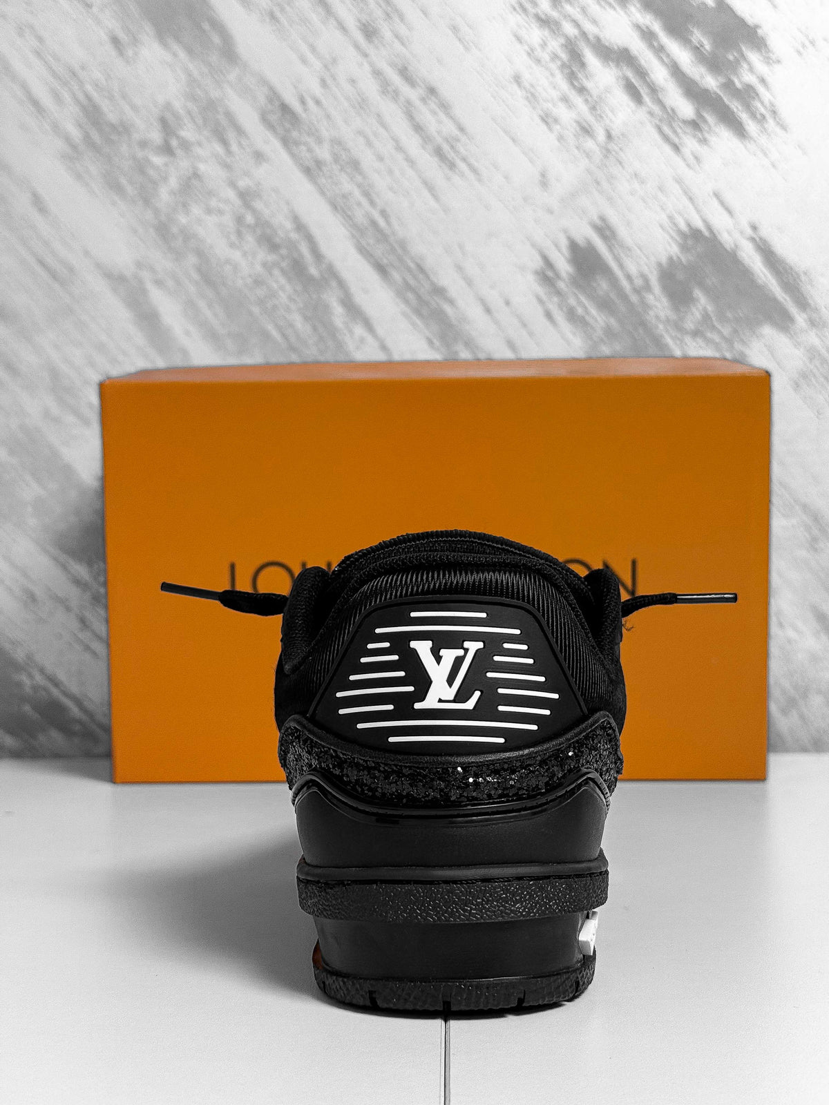 LV Trainers Shinny