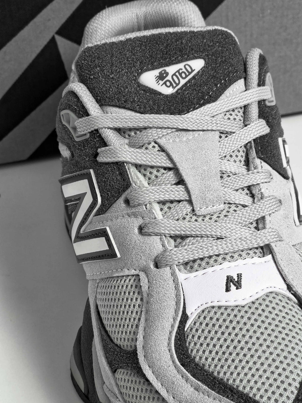 NB 9060 GREY