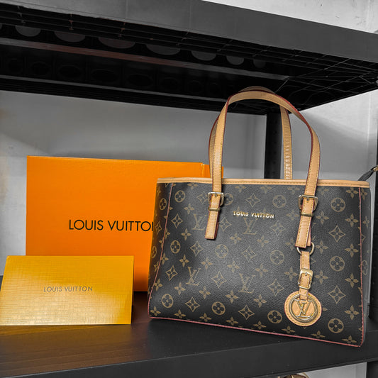 LV KeyChain