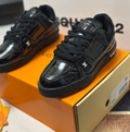 LV TRAINER GLOSSY