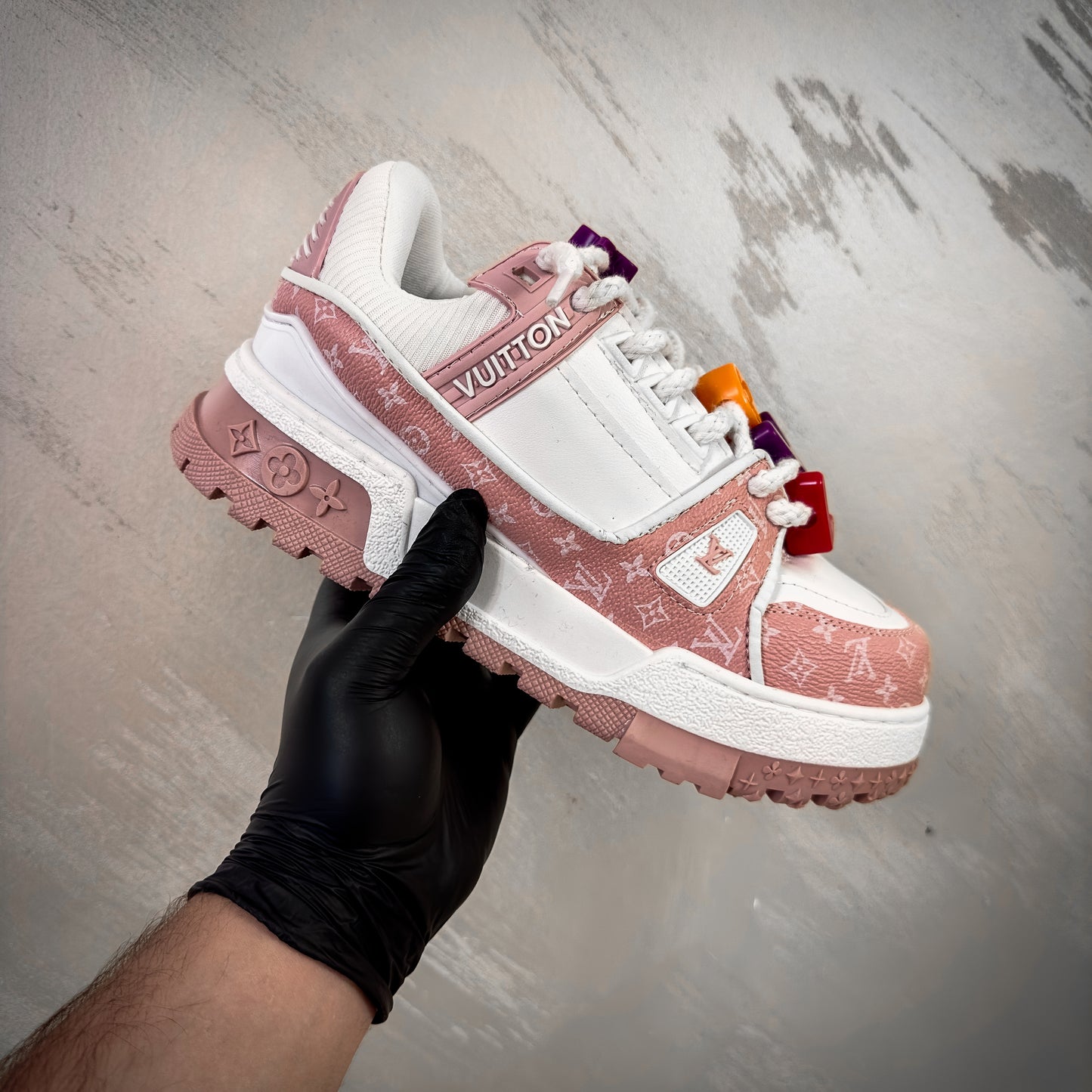 LV TRAINER PINK DENIM