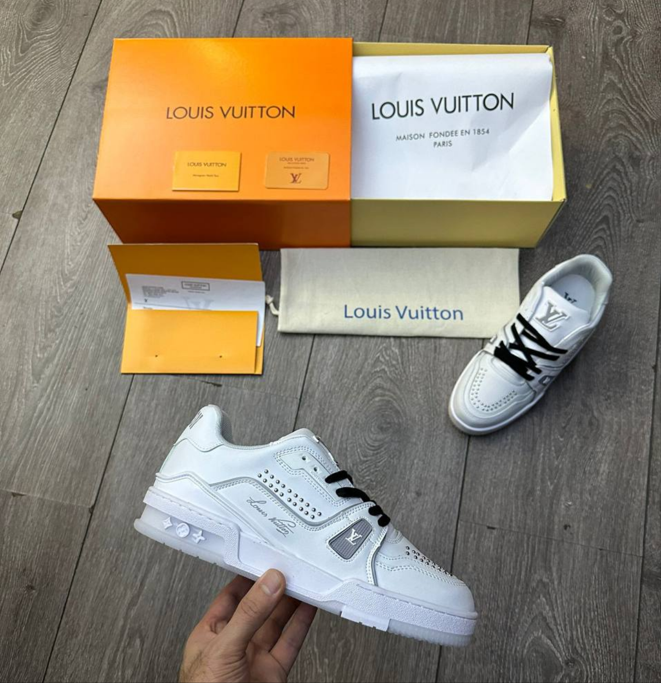 LV TRAINERS FULL WHITE 2025