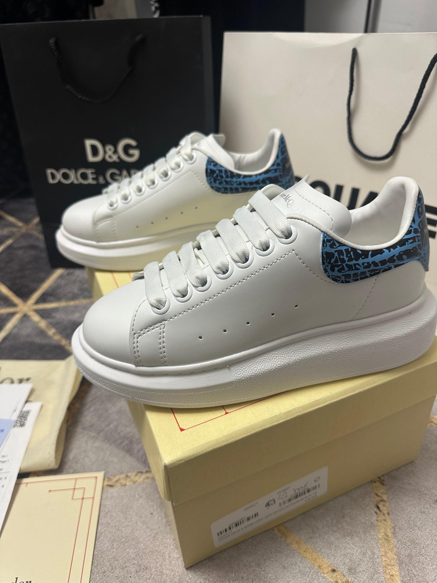 AMQ CANVAS BLUE