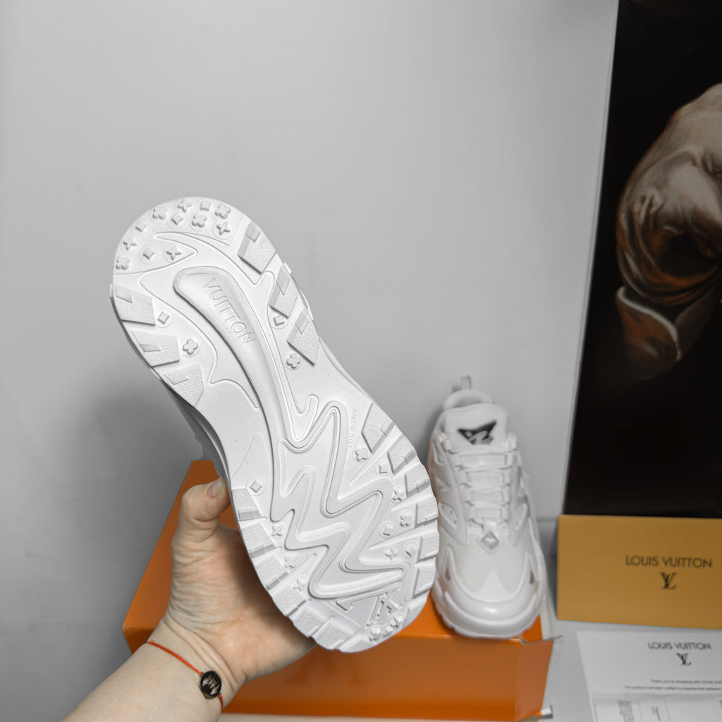 LV Runner Tatic White