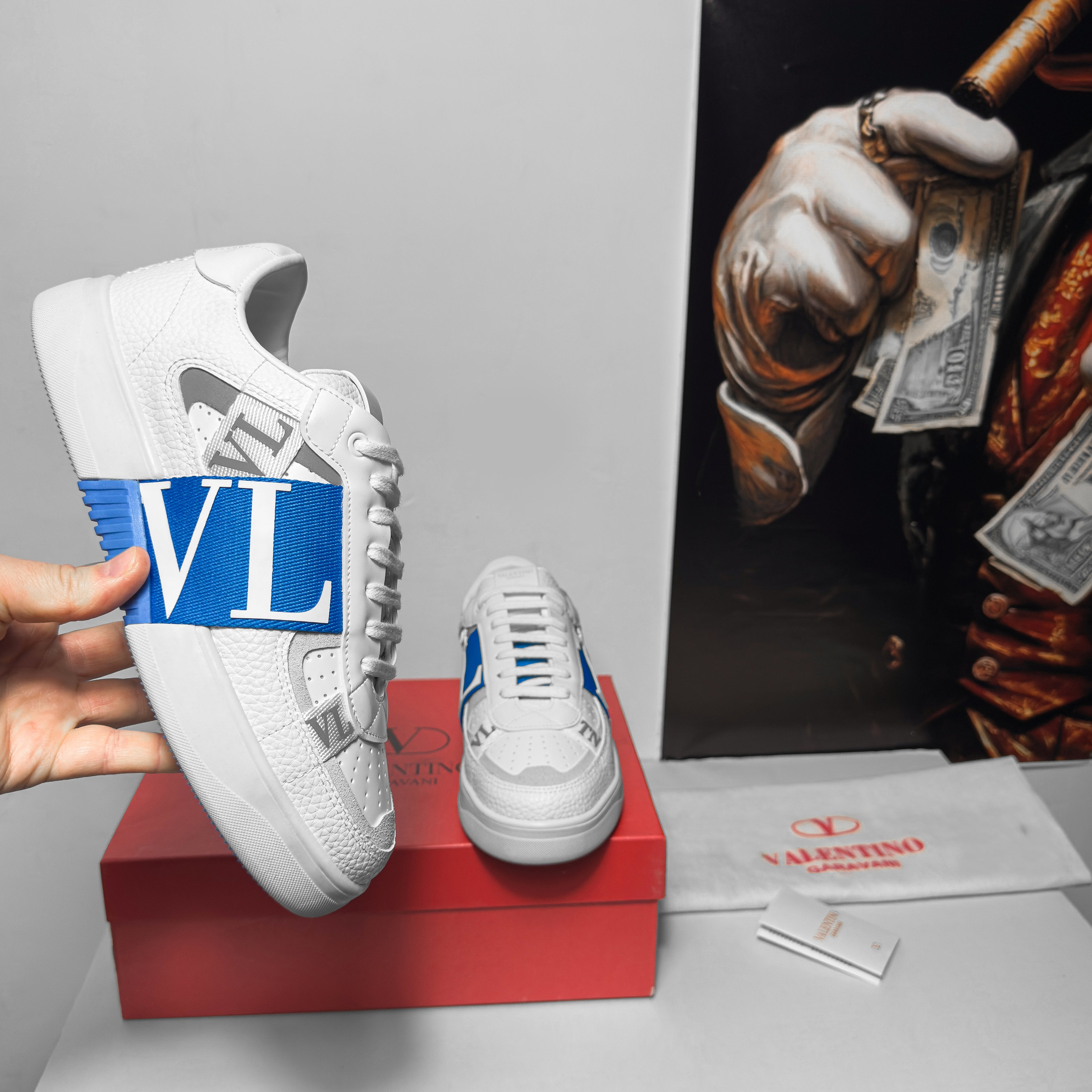 VLTN LOW TOP BLUE