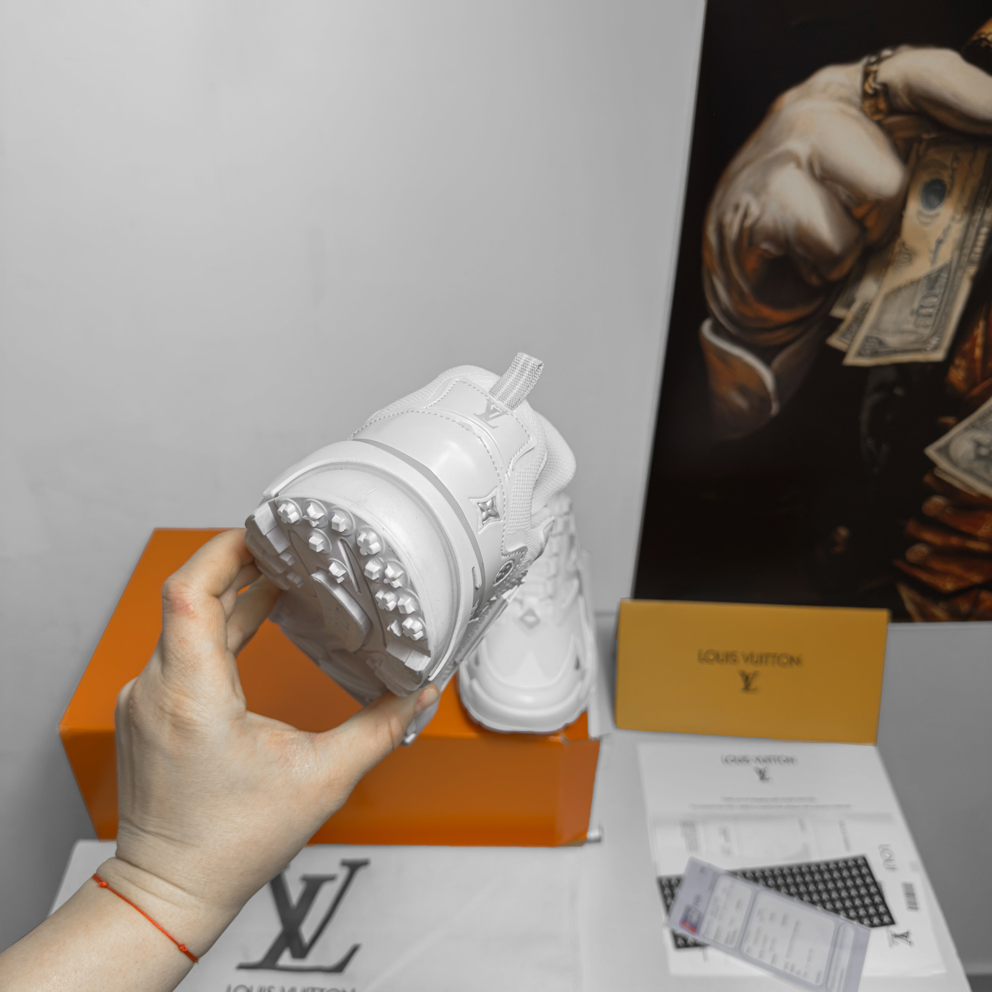 LV Runner Tatic White