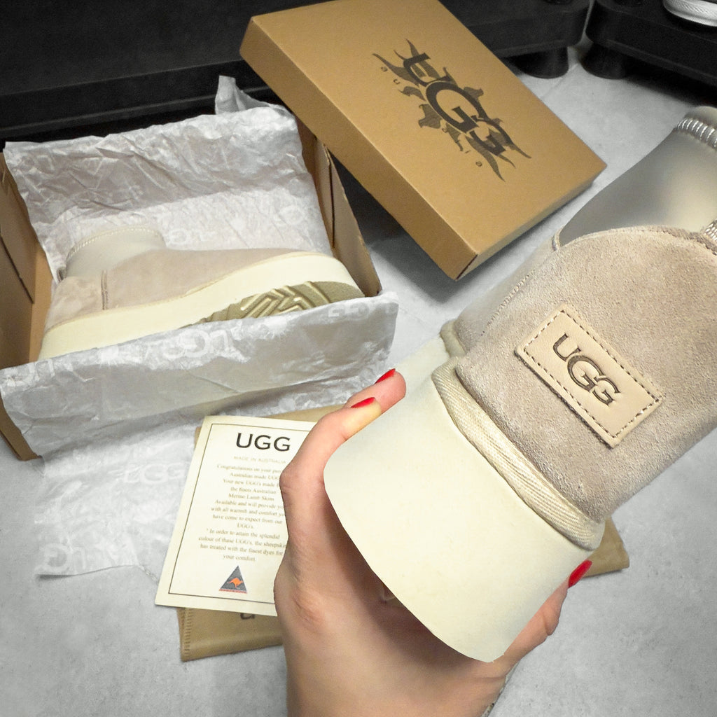 UGG MINI DIPPER CREAM LEATHER