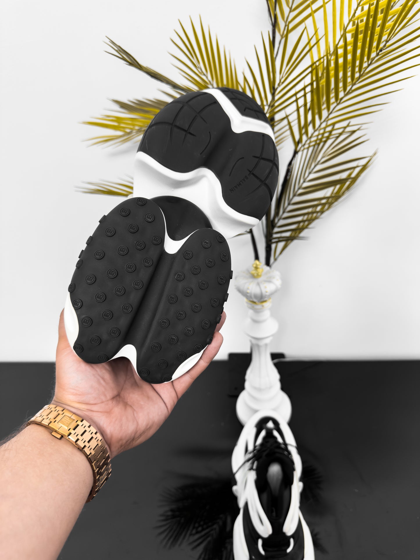 BALMAIN UNICORN B&W