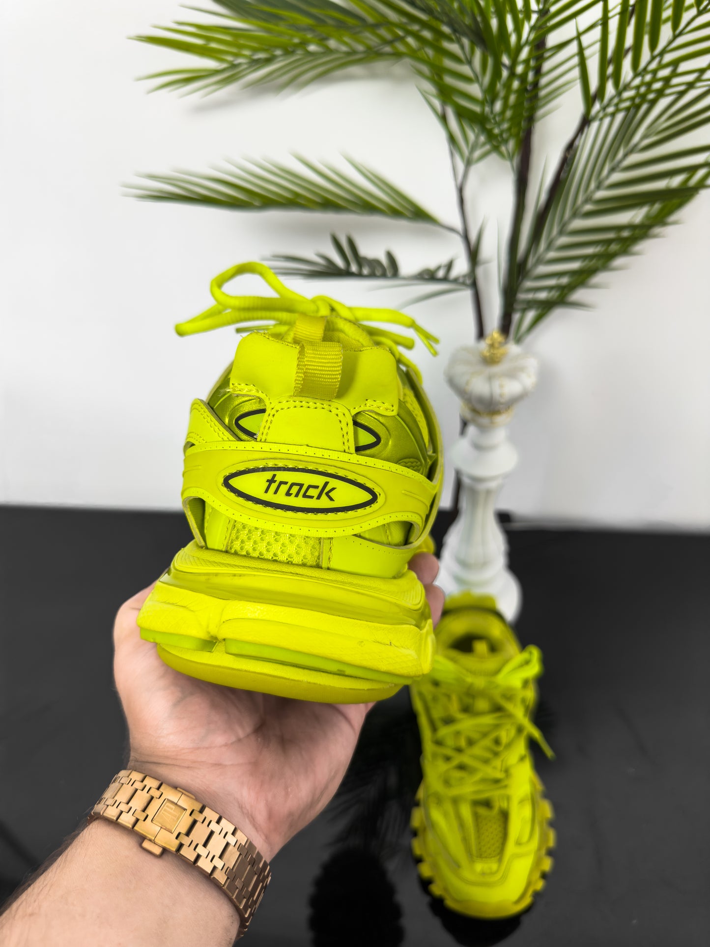 BAL TRACK NEON YELLOW