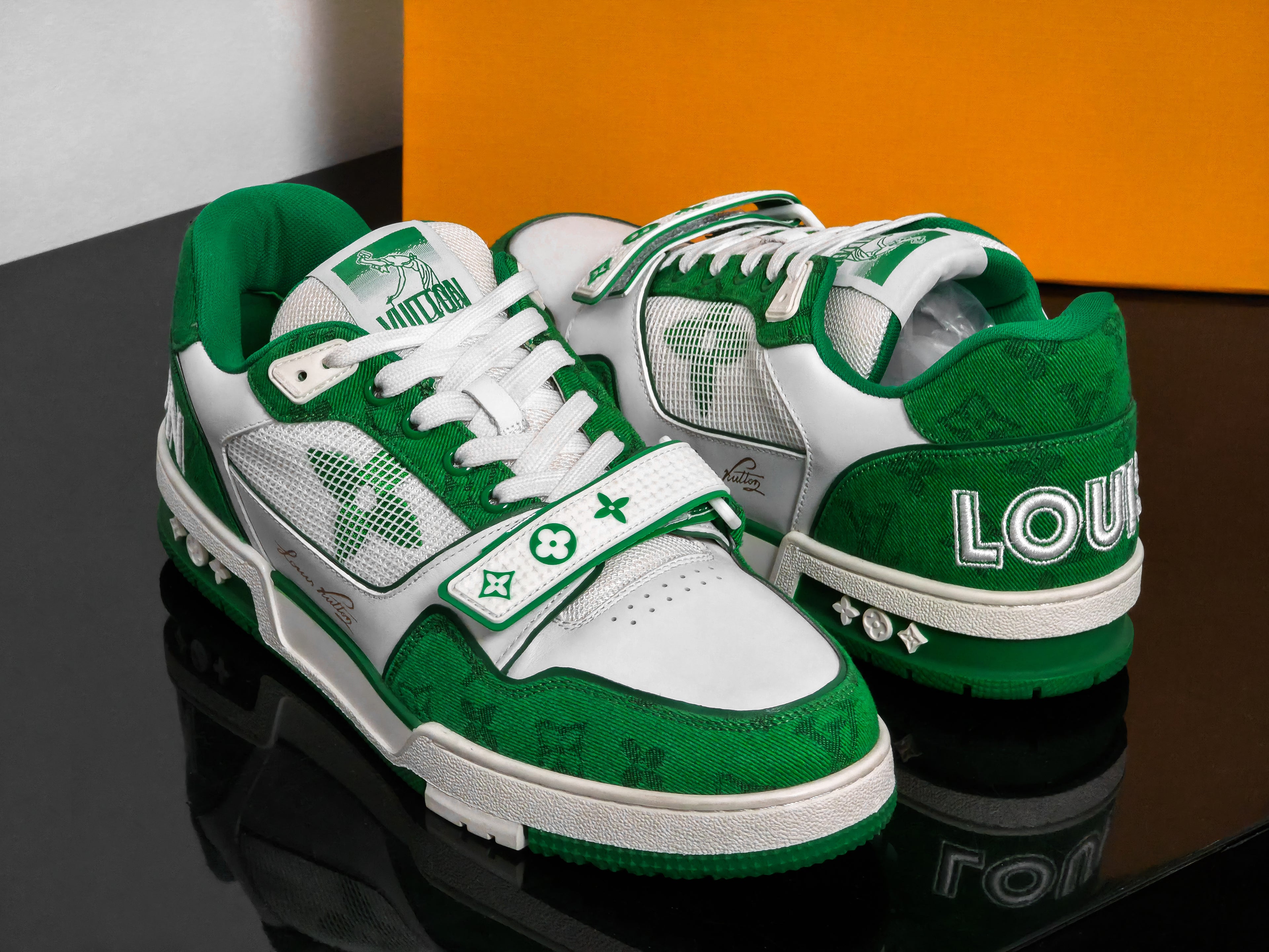 LV GREEN BAND PREMIUM