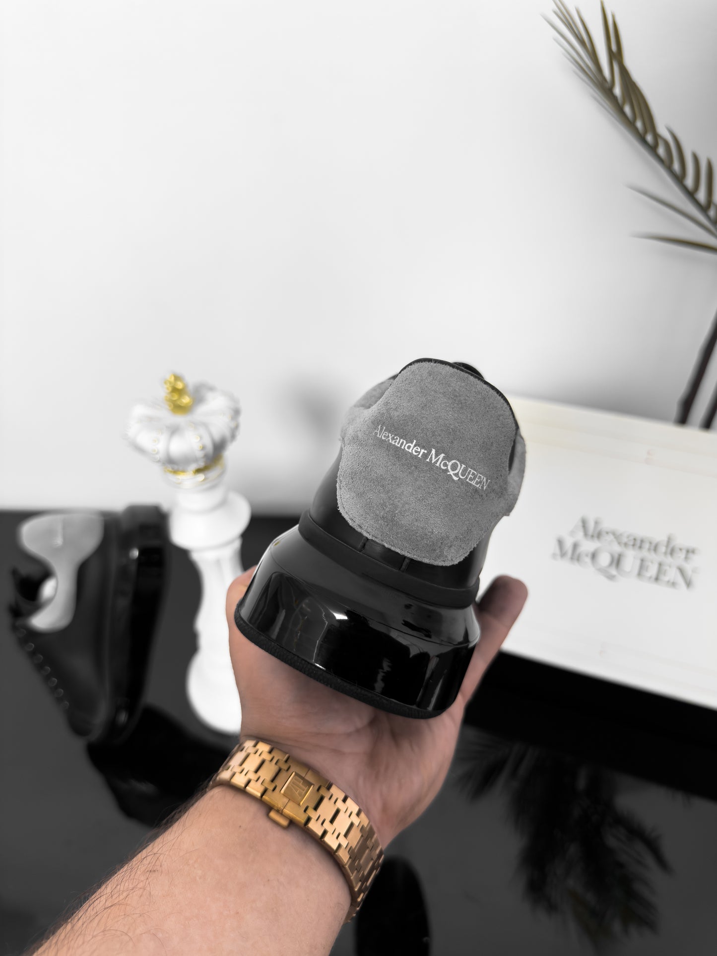 AMQ JETBLACK GREY