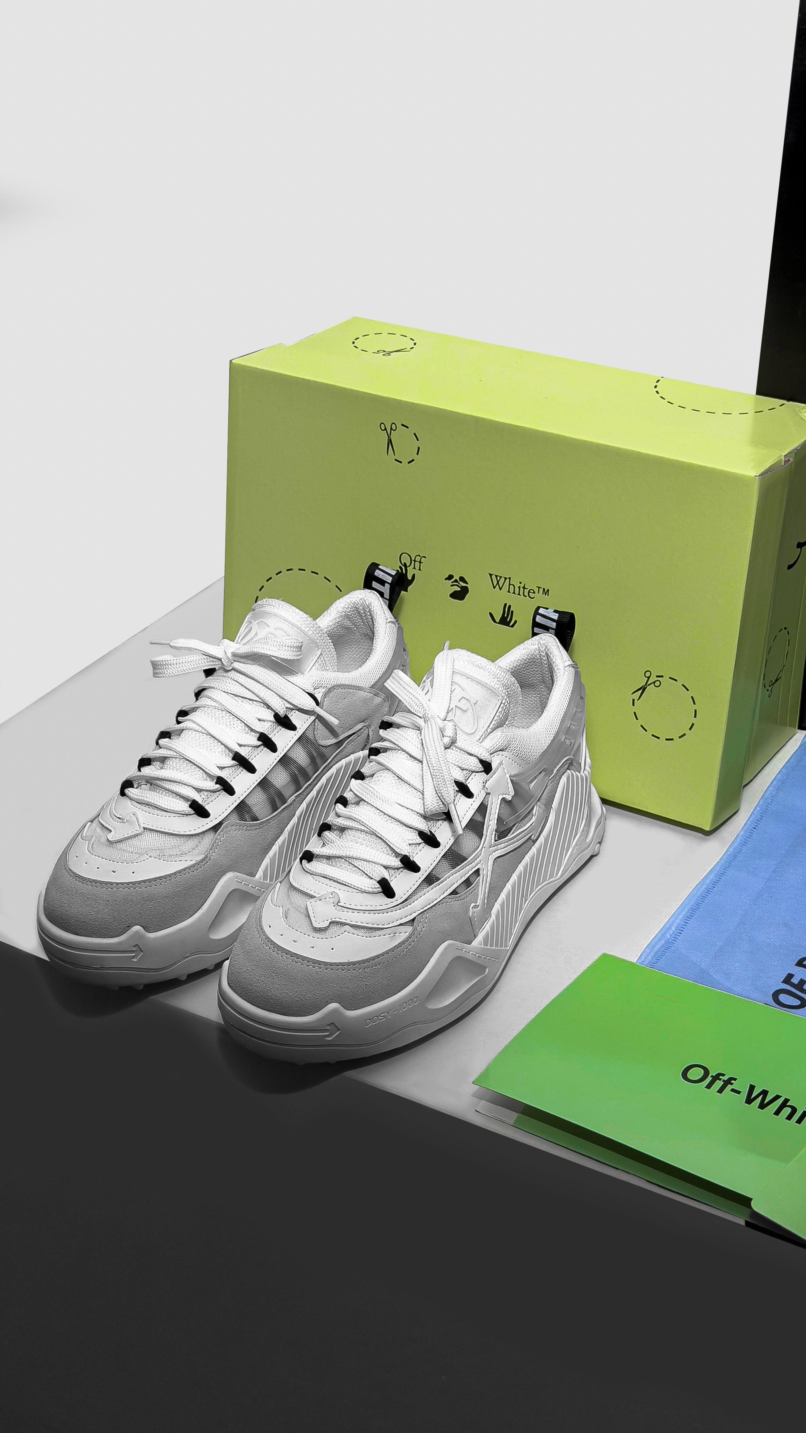 OFF-WHITE ODSY 1000 WHITE