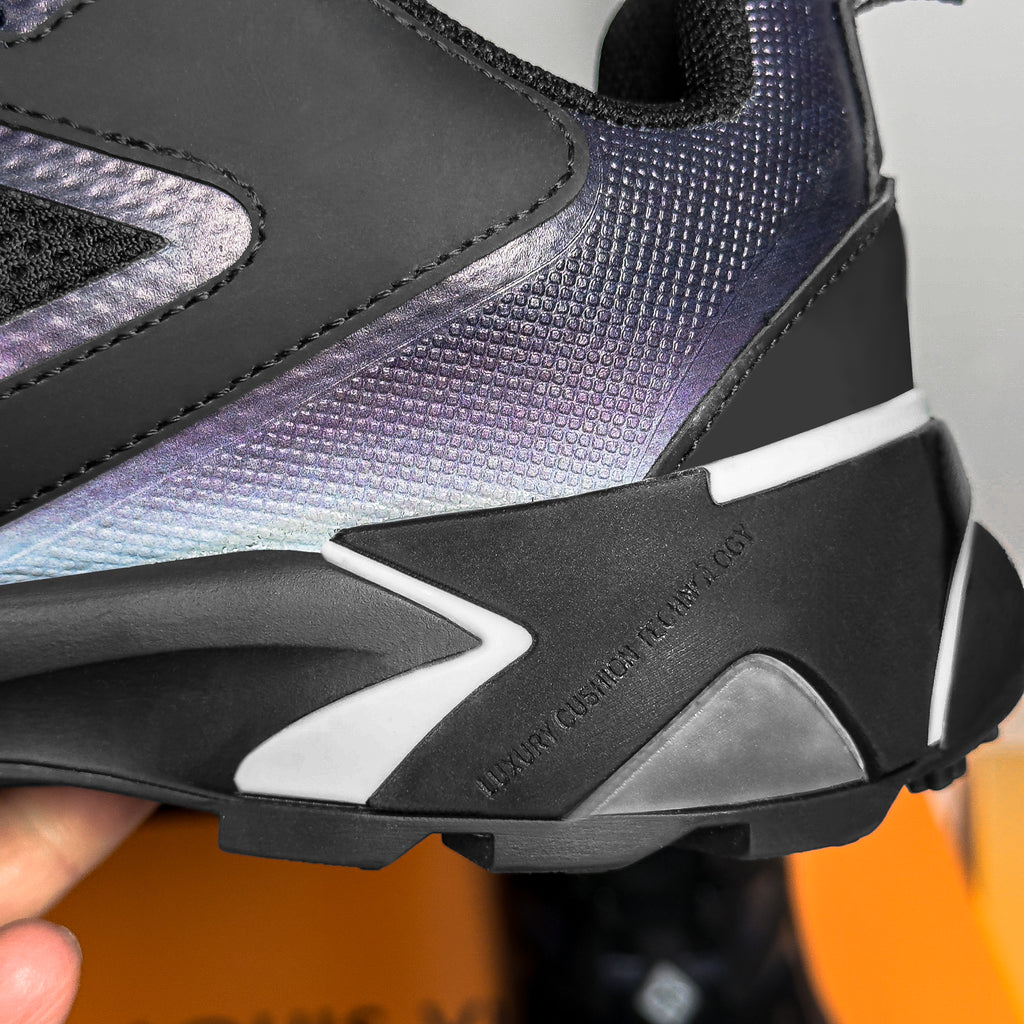 LV Runner Tactic Black