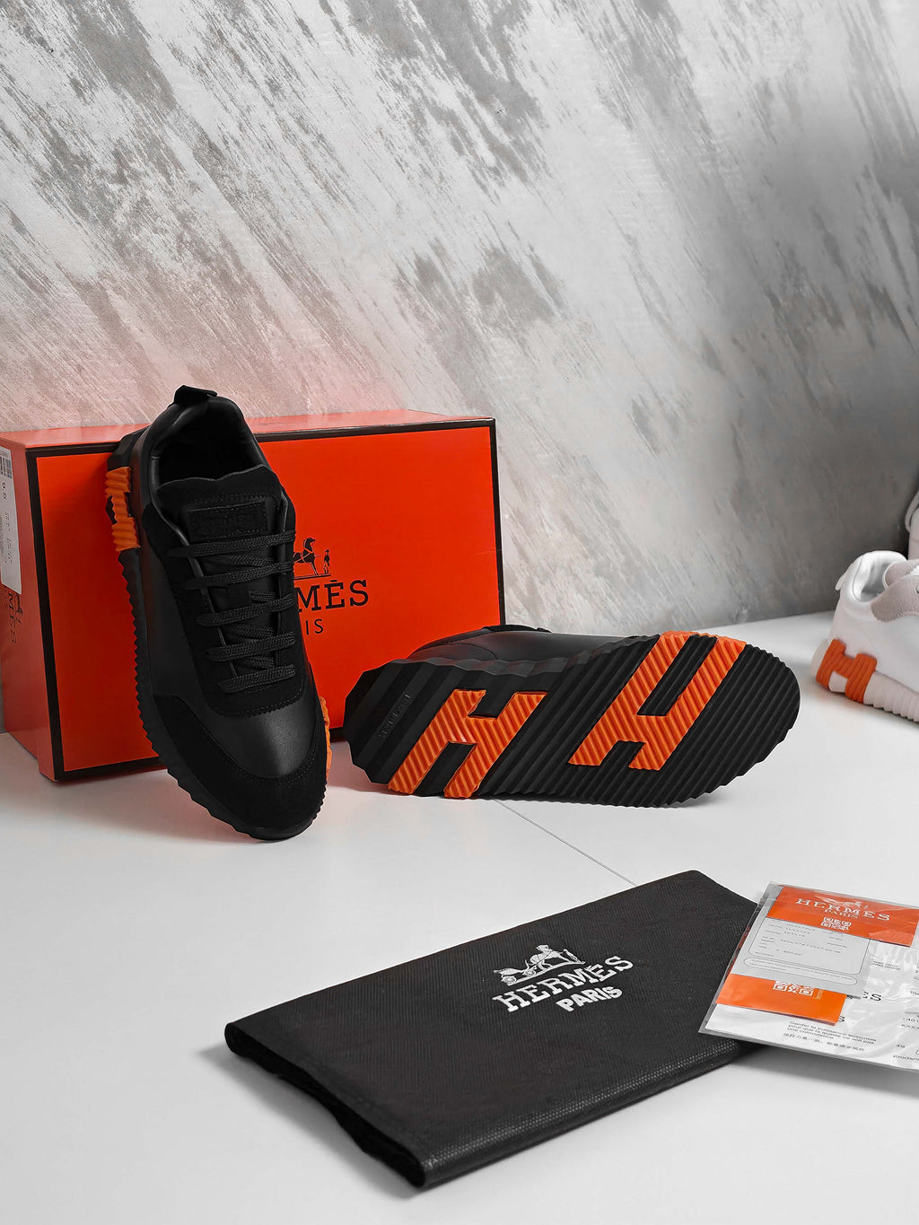 Hermés Black
