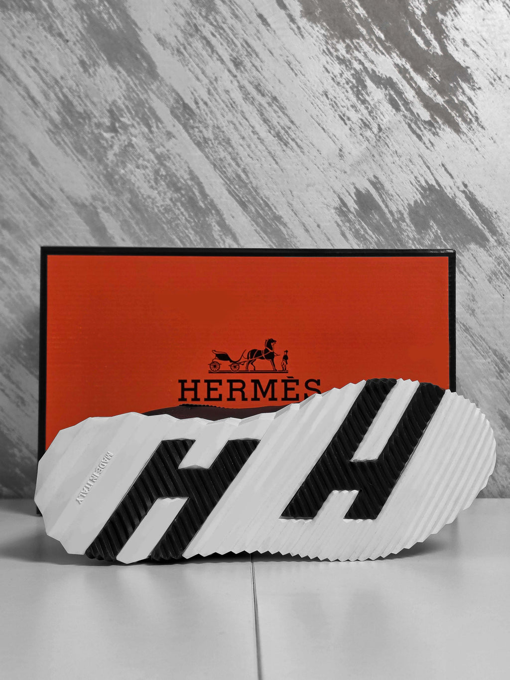 Hermés Brown