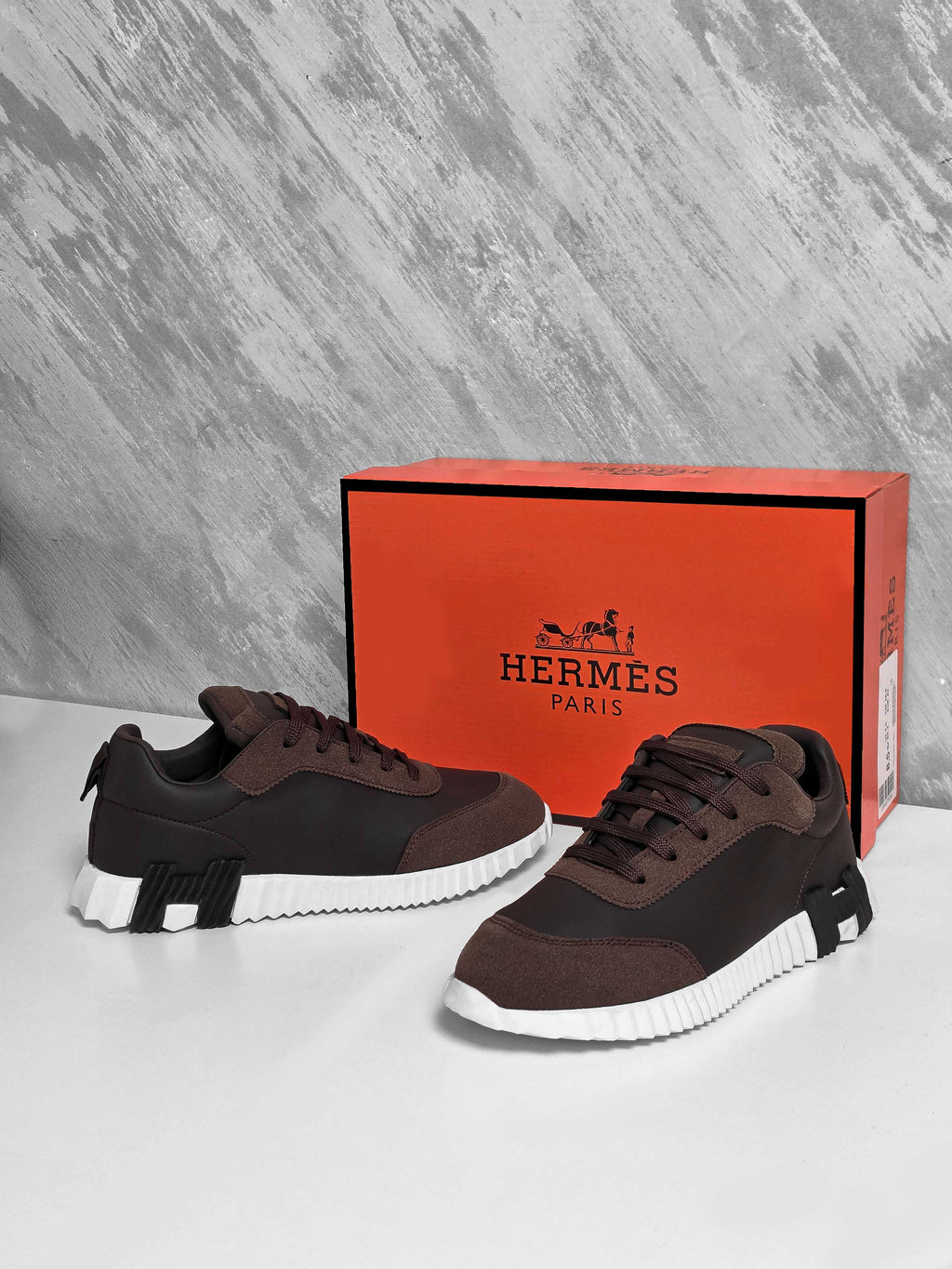 Hermés Brown