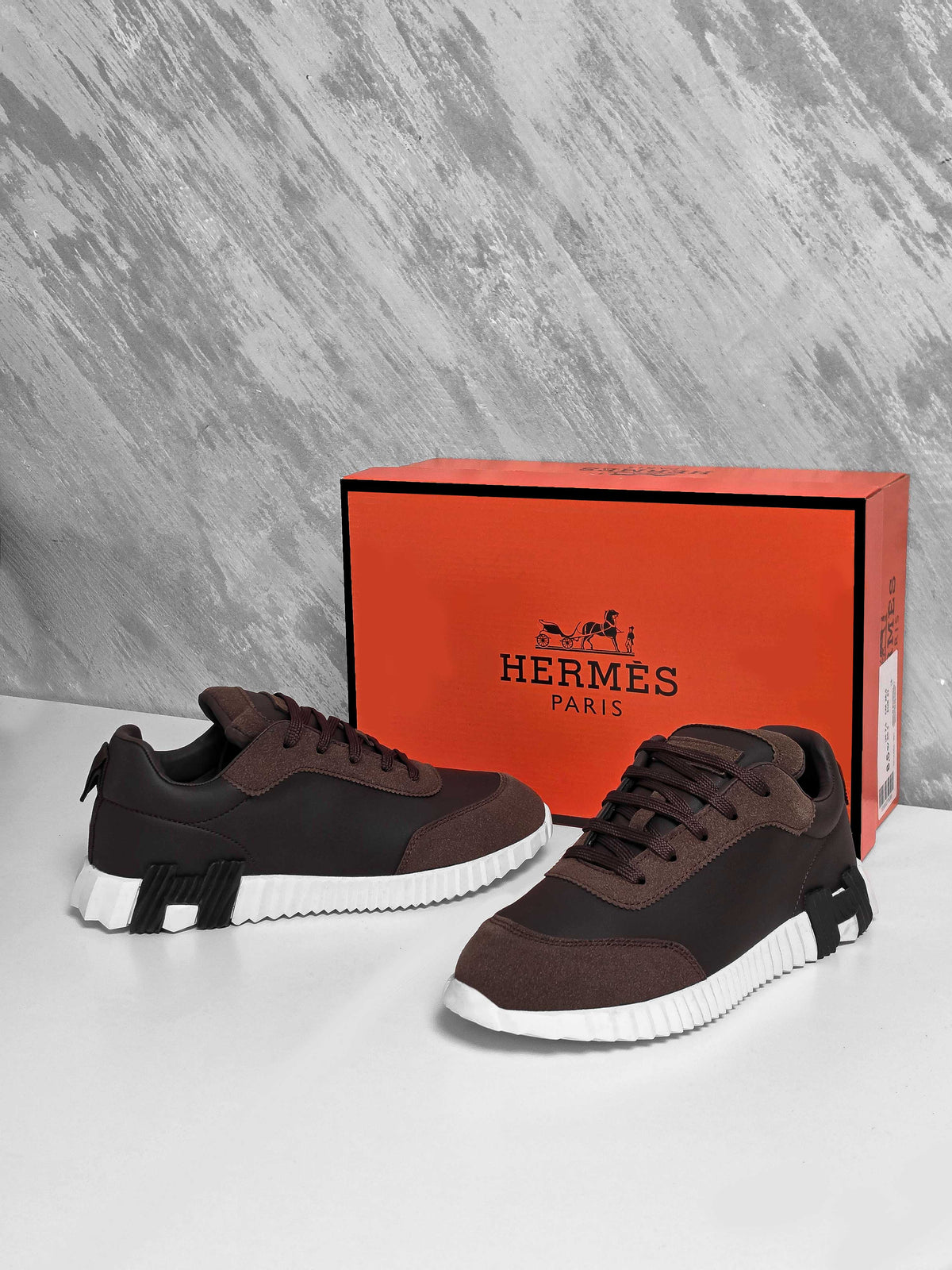 Hermés Brown
