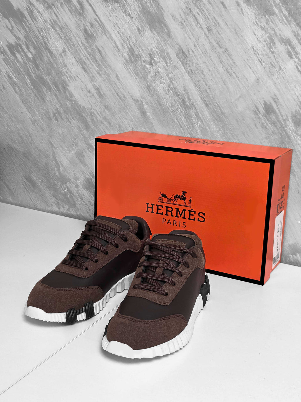 Hermés Brown