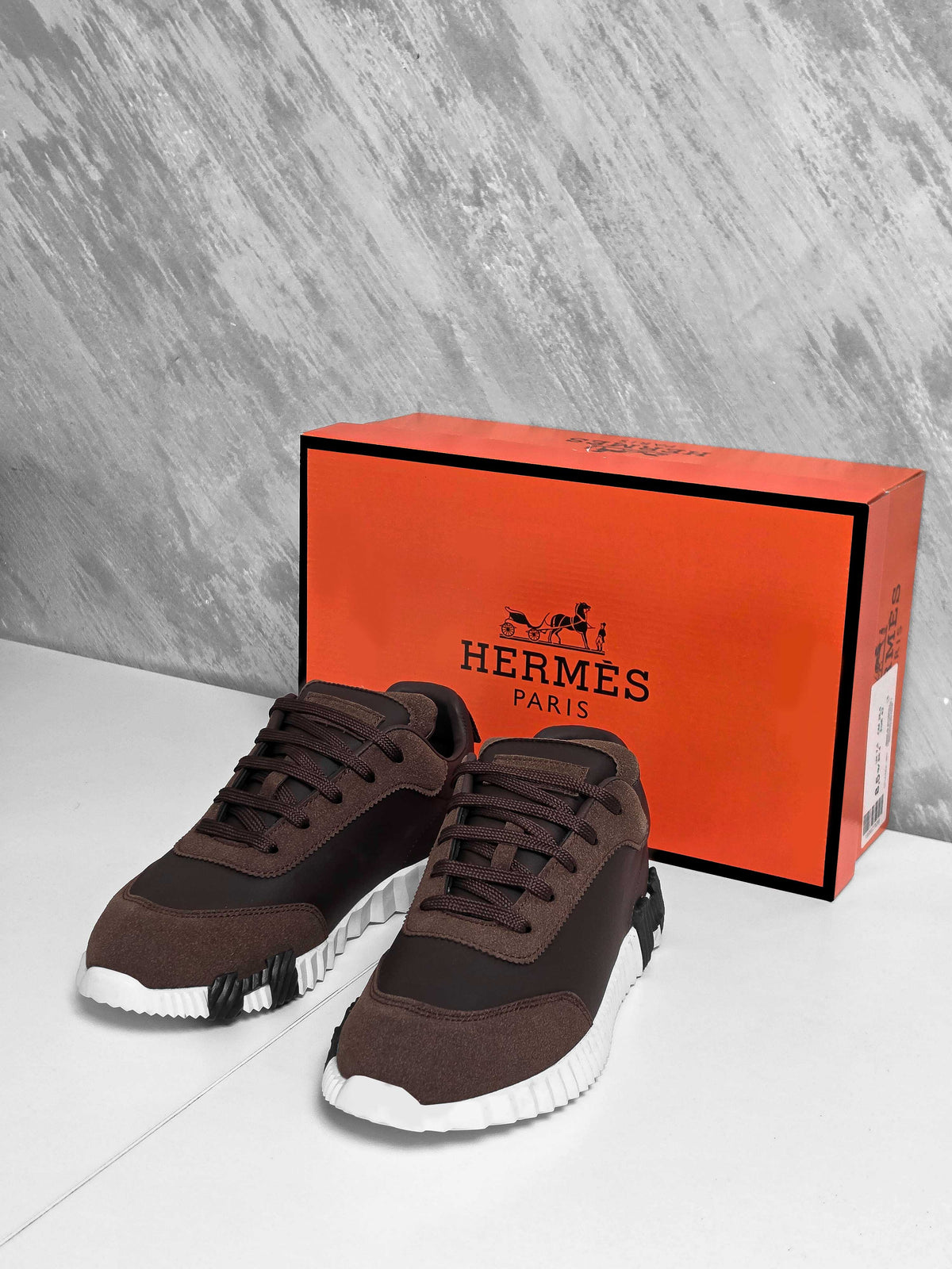 Hermés Brown