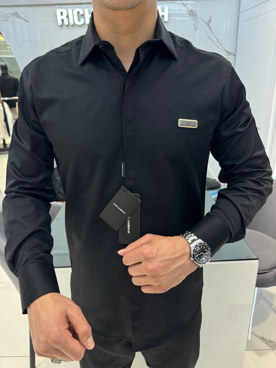 DG PLATE GOLD SHIRT 2025