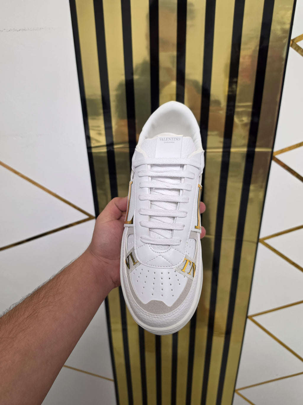 VLTN LOW TOP GOLD