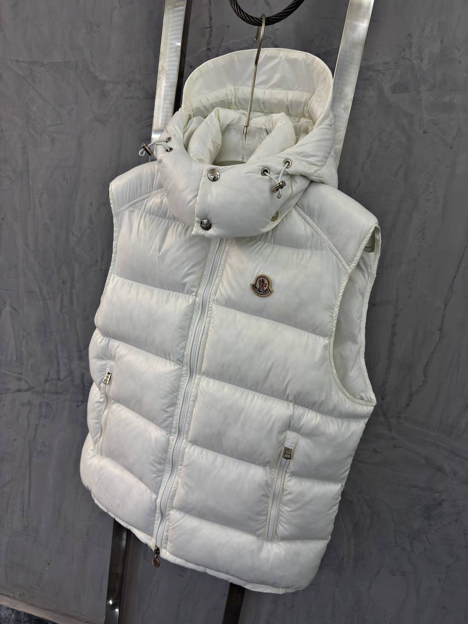 MNCLR WHITE POLAR