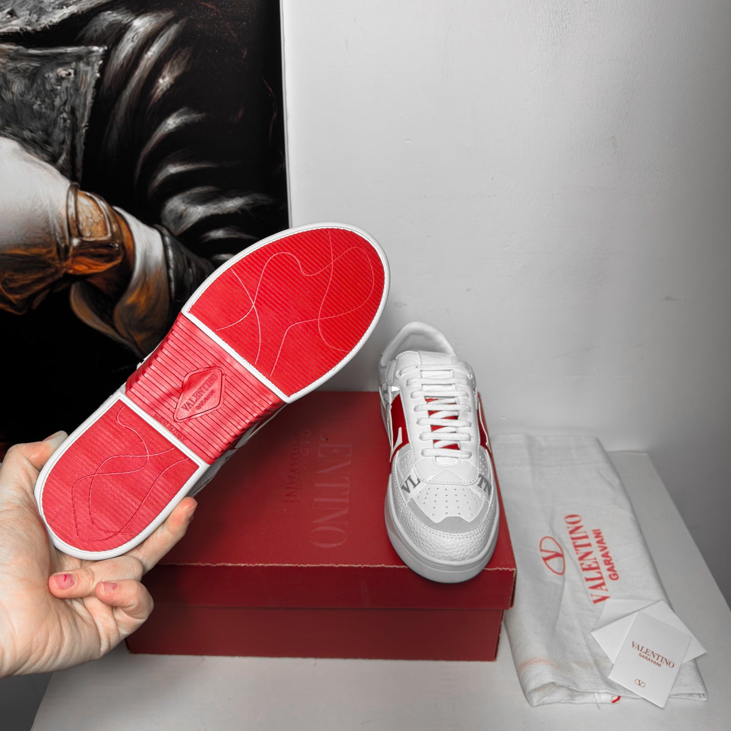 VLTN LOW TOP RED